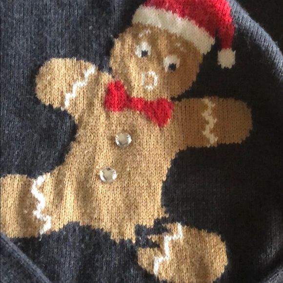 Christmas sweater! ❤️ - Picture 2 of 3